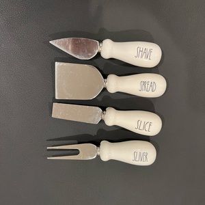 Rae Dunn Charcuterie Knives (4)